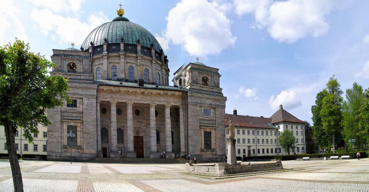 C2 Albmatte-Fewo , Hallenbad Aussenbecken Massagen Nebenan ザンクト・ブラージエン エクステリア 写真